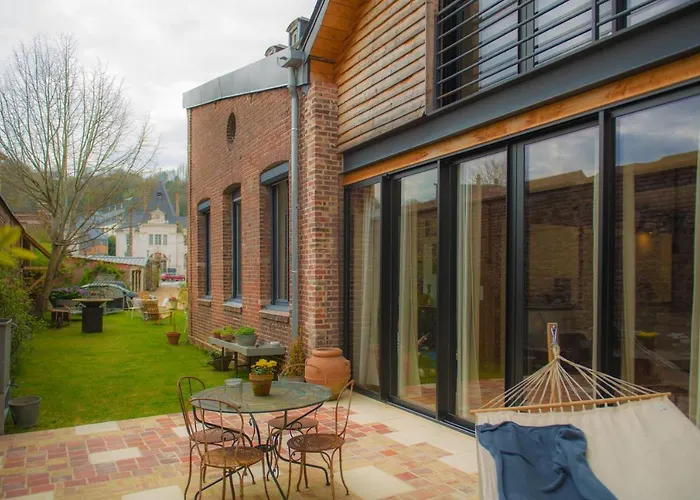 D'hotes A L'ecole Buissonniere Bed & Breakfast