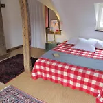 D'hotes A L'ecole Buissonniere 3*