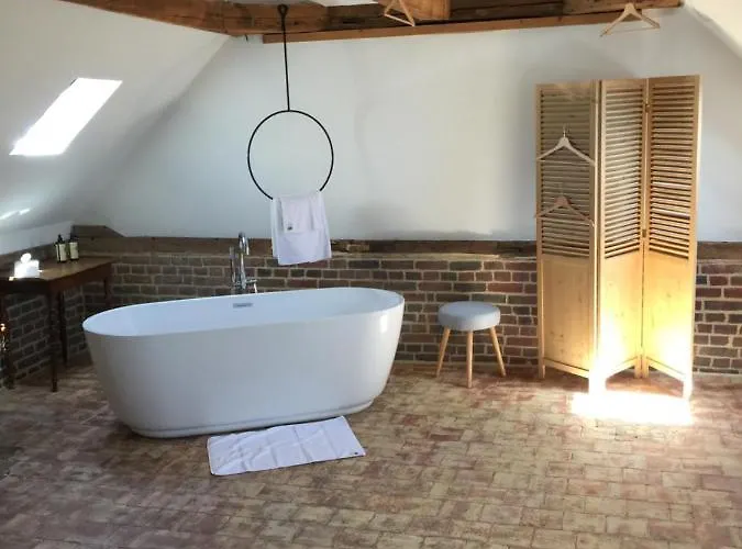 D'hotes A L'ecole Buissonniere 3* הונפלר