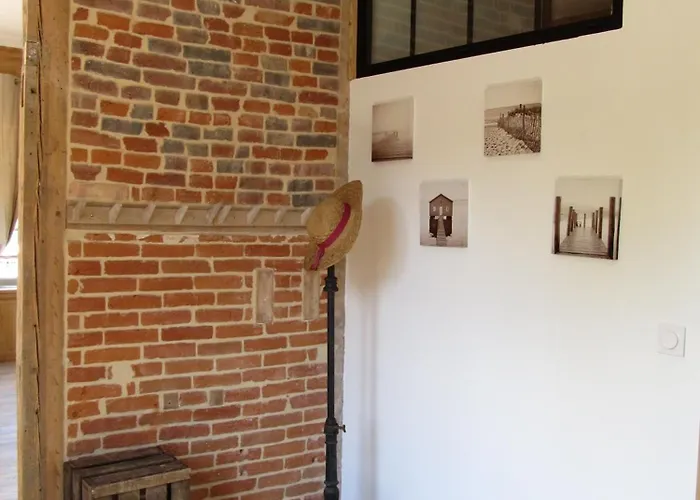 לינה וארוחת בוקר D'hotes A L'ecole Buissonniere