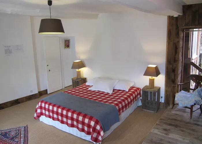 D'hotes A L'ecole Buissonniere Bed & Breakfast