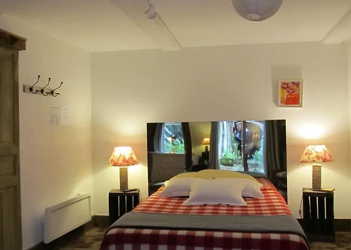 D'hotes A L'ecole Buissonniere